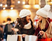 Gloomy Start to Christmas Peak as Sales Slump in October